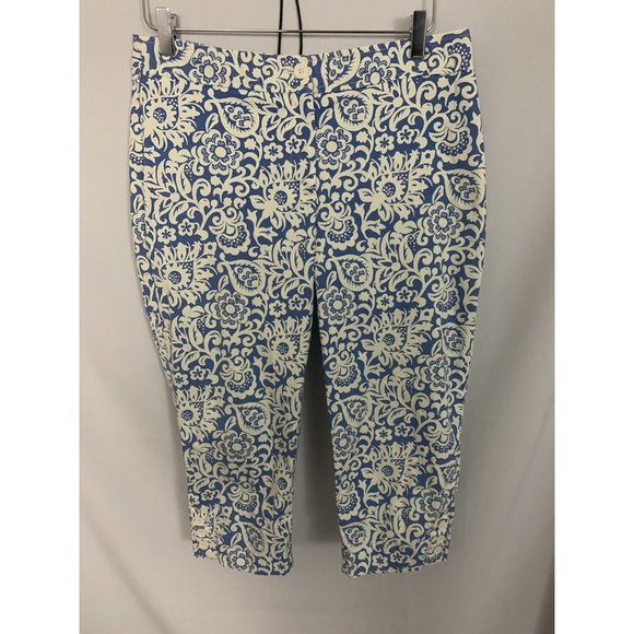 Talbots Pants - Talbots The Perfect Skimmer Petite Blue Floral Women’s SZ 8P Capri Chino Pants